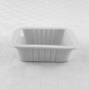 Ceramic Dish L10.4cm W7.7cm H2.8cm