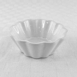 Ceramic Scalloped Bowl D12cm H4.2cm