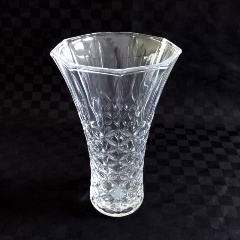 23cm Elegant Glass Vase DM010 Top: 130mm, Height: 230mm