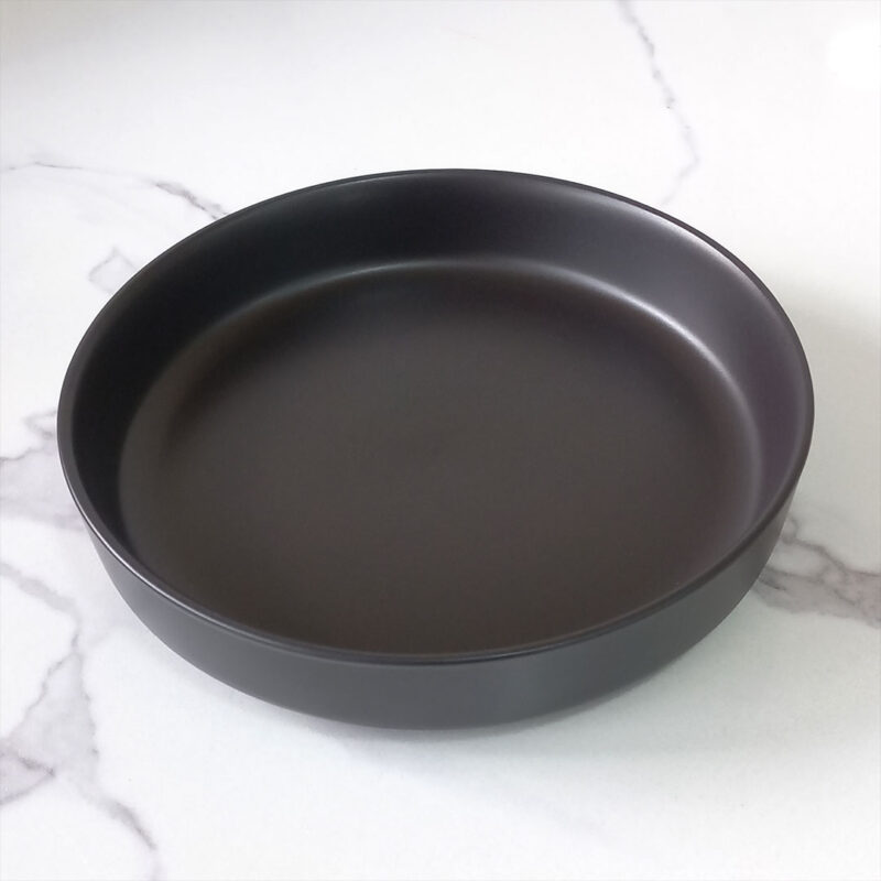 22cm Ceramic Deep Plate – Matte Black