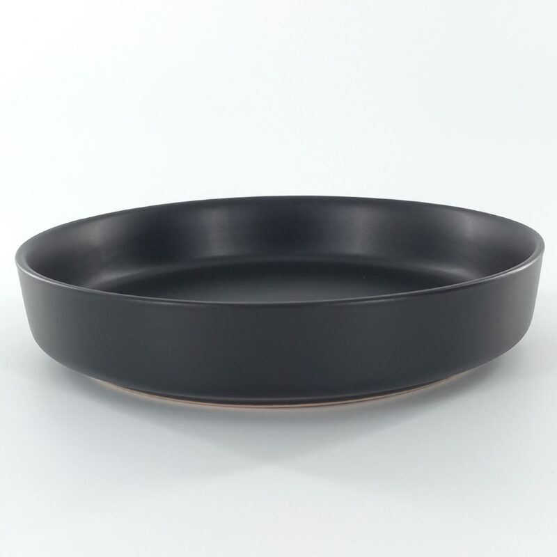 22cm Ceramic Deep Plate – Matte Black