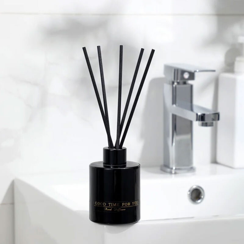 black reed diffuser
