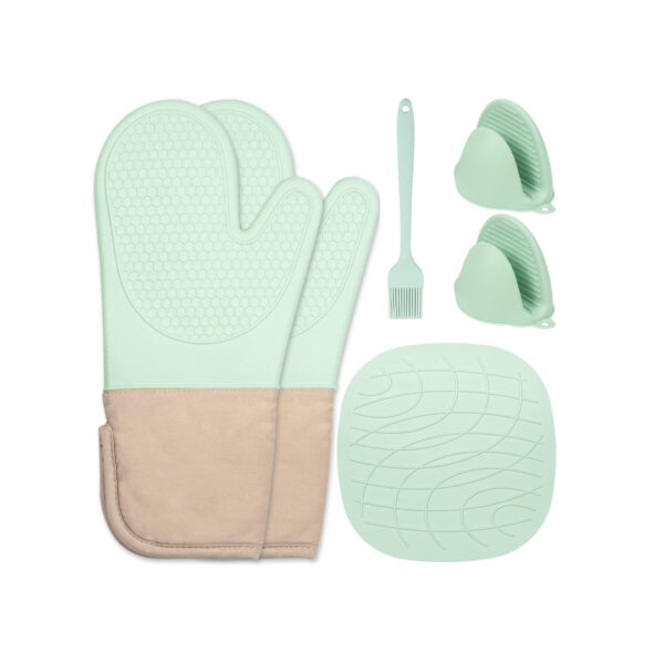 Silicone Oven Mitts Set - Heat Resistant and Insulated