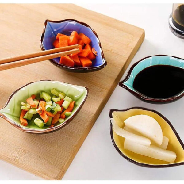 Leaf-Shaped Dipping Sauce Bowl