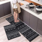 2pc kitchen mat set black and white