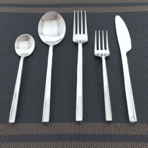 stainless steel cutlery