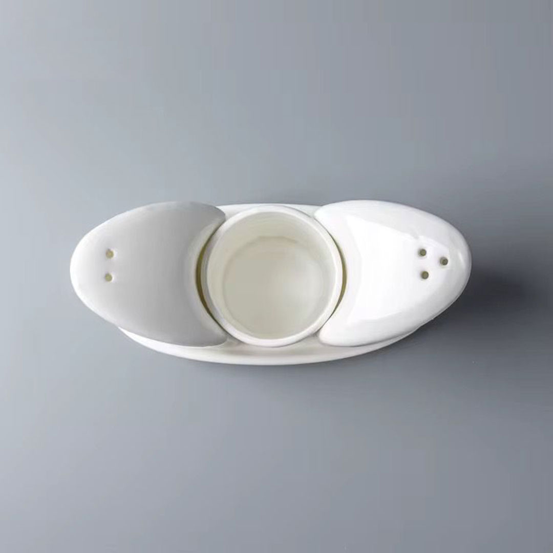 Curved Porcelain Salt and Pepper Shaker Set