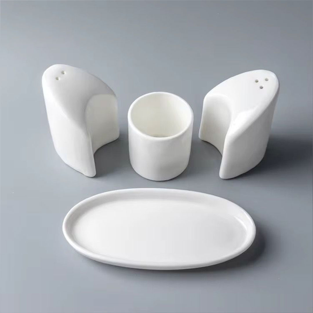 Curved Porcelain Salt and Pepper Shaker Set