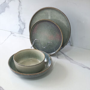 green-blue-reactive-glaze-ceramic-plates-and-bowls