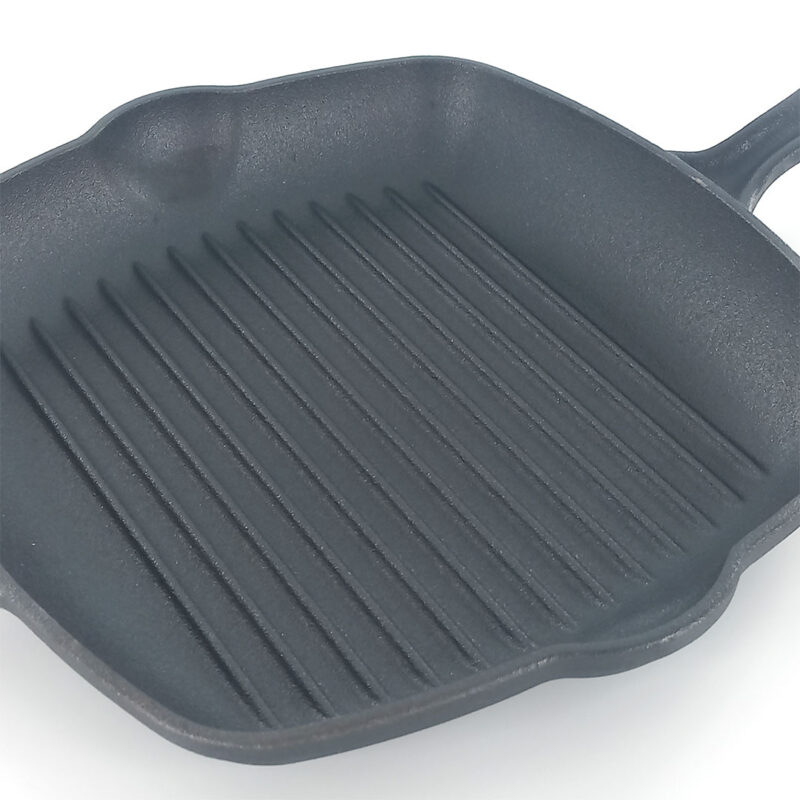 HW3811-cast-iron-grill-pan-4 27cm Heavy Duty Cast Iron Grill Pan - Pre-Seasoned Square Griddle